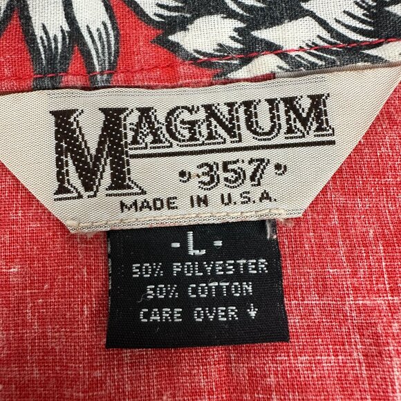 Vintage Magnum 357 Mens Red Hawaiian Shirt With Pineapple & Ukulele Print Size L - Picture 4 of 5